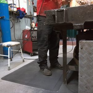 Tapis-soudeur-af-diamond-tread-3