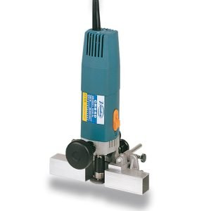 Rainureuse pour le placement de joints isolants