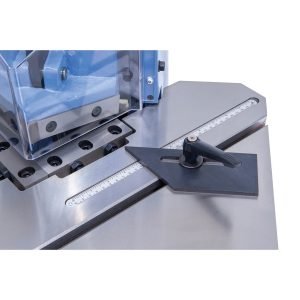 Encocheuse grugeuse pneumatique Bernardo AK 130 PT 08